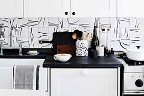 black-white-backsplash-kitchen-9156-d113008_vert_0