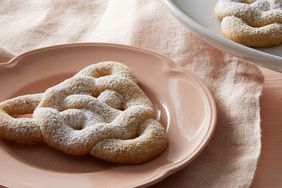 celtic knot cookies