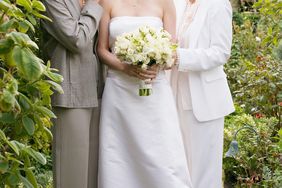 how-to-include-mob-stepmom-in-wedding-day-three-laughing-wedding-0316.jpg