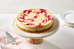 Raspberry Swirl Cheesecake 