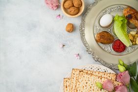 passover seder plate set up